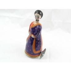 Blechspielzeug - Tanzende Puppe Chanderi Doll