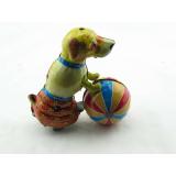 Blechspielzeug - Hund mit Ball